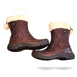 UGG Meridian Quilted Waterproof Shearling Lined Boots